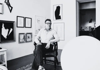 Discover the visionary world of designer Bob Verhelst, known for his theatrical style, Serax collabs, and timeless lighting designs. Buy now on SHOPDECOR®