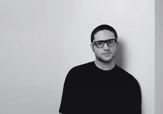 Known for his Dandy clock for Progetti, this creative designer blends modern design and functionality into a timeless wall clock. Buy now on SHOPDECOR®