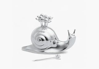 Discover Ercuis Tuileries: elegant silver cutlery, bottle holders, jugs and serving pieces blending Parisian charm with modern refinement. | Get it on ShopDecor