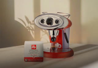 Elegant design meets barista precision with Illy coffee machines, from compact Y3.3 to iconic X1 and X7.1 models for perfect espresso at home. Buy now on SHOPDECOR®