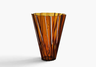Discover Kartell furnishing accessories, from Calice vases and Rail towel racks to umbrella stands, mirrors and home decor. Shop original designs at ShopDecor®.