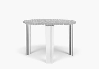 Discover Kartell tables, from Panier and Max-Beam by Laufen to Jolly. Explore designer coffee, side and modern tables for your home at ShopDecor®.