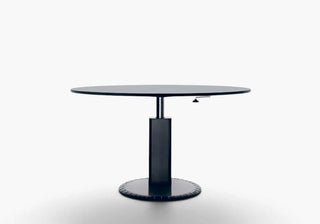 Explore Magis designer tables and low tables for dining, living and outdoor spaces, with iconic forms, refined materials and versatile contemporary design.