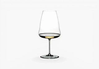 Discover bold glassware designed to expand aromas and elevate wine expression through innovative shapes and refined crystal craftsmanship. Grab yours on ShopDecor®