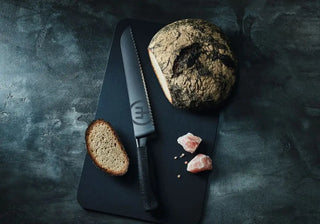 Slice effortlessly with Wüsthof Bread Knives—precision-forged double-serrated blades for crusty loaves, soft bread, and pastries with ease. Buy now on SHOPDECOR®