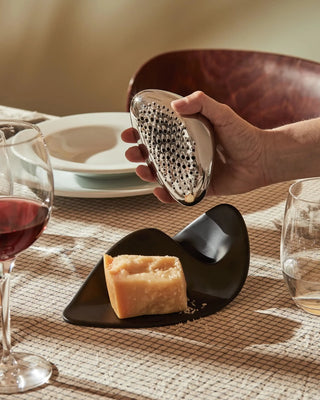 Alessi ZH03 Forma stainless steel grater - Buy now on ShopDecor - Discover the best products by ALESSI design