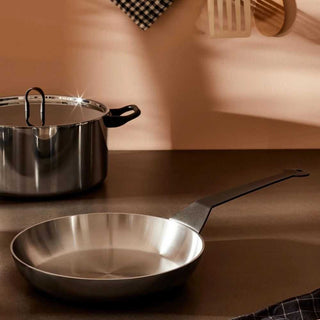 Alessi 90110/24 La Cintura di Orione lionese/frying pan diam.24 cm. - Buy now on ShopDecor - Discover the best products by ALESSI design