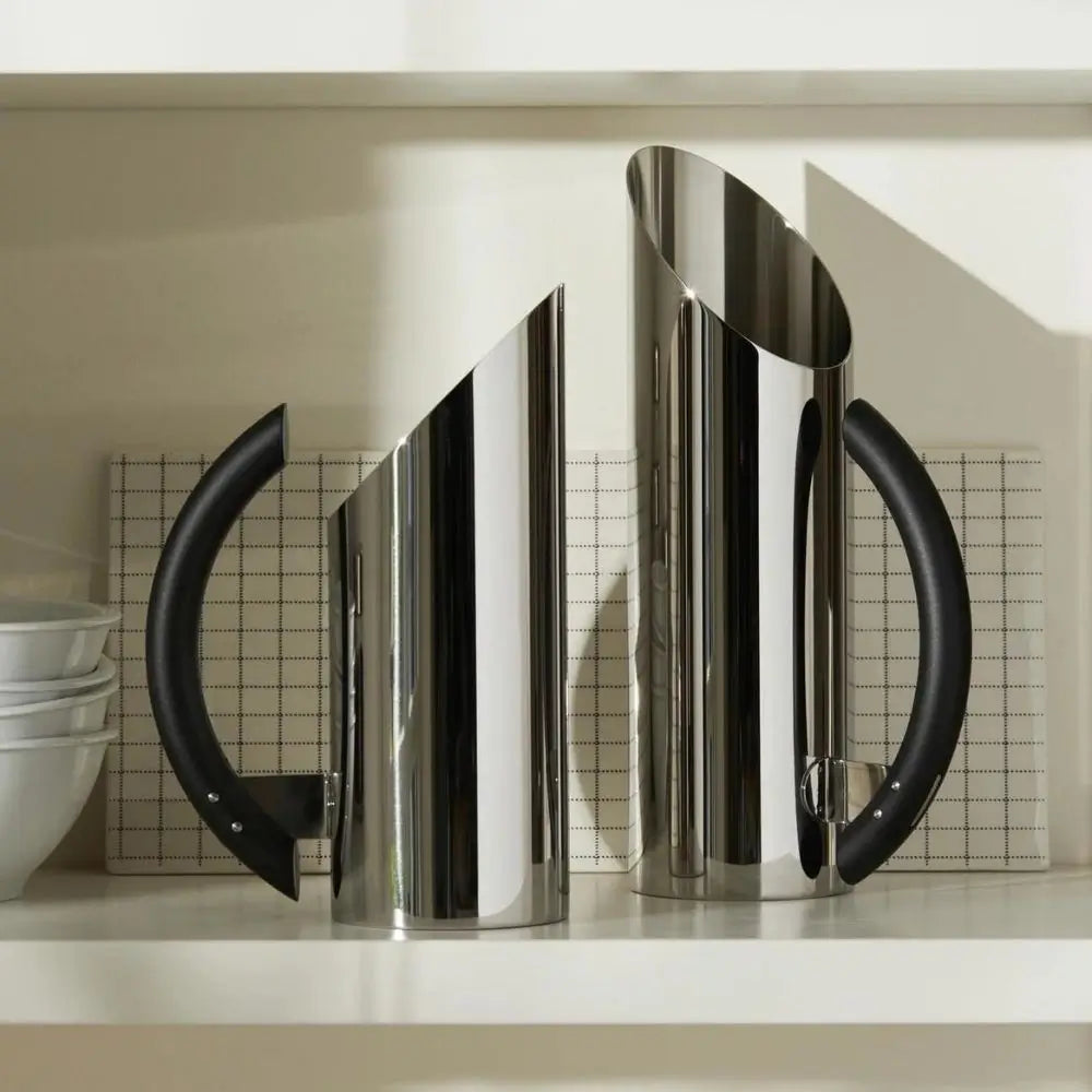 廃盤レア　ALESSI マリオ・ボッタ〈TRONCOトロンコ〉 Alessi MB03 トゥア ワインジャグ スチール製 マリオ・ボッタデザイン