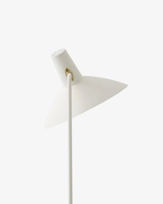 &Tradition Tripod HM8 floor lamp - Buy now on ShopDecor - Discover the best products by &TRADITION design