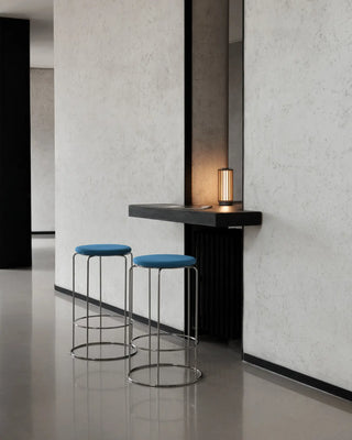 &Tradition Wire stool in stainless steel with magnetic upholstered cushion