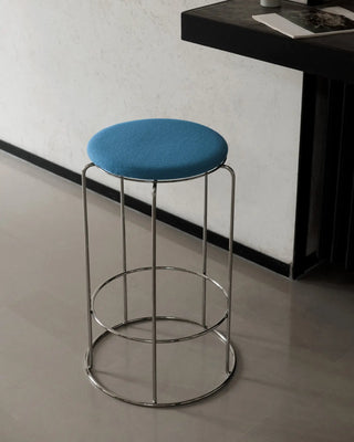 &Tradition Wire stool in stainless steel with magnetic upholstered cushion