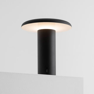 Artemide Takku LED portable table lamp Artemide Takku Varnished Black - Buy now on ShopDecor - Discover the best products by ARTEMIDE design
