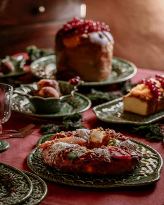 Bordallo Pinheiro Holly/Azevinho cake plate - Buy now on ShopDecor - Discover the best products by BORDALLO PINHEIRO design