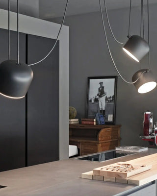 Candeeiro suspenso Flos AIM LED, com roseta de teto incluída