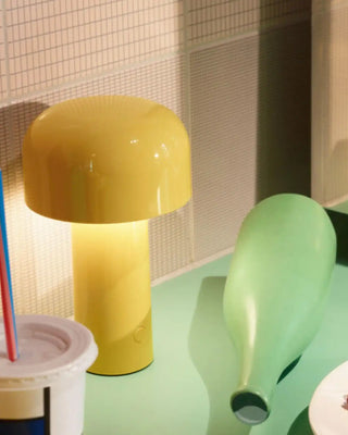 Lámpara de mesa portátil Flos Bellhop Unplugged LED