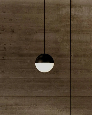 Flos String Light Kugel LED-Pendelleuchte