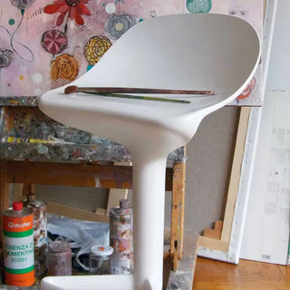 Kartell Spoon stool in polypropylene - Buy now on ShopDecor - Discover the best products by KARTELL design