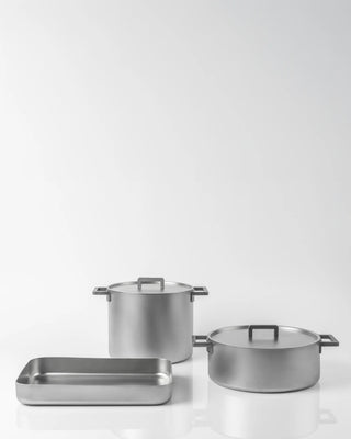 KnIndustrie Storm baking tray stone washed 35x25 cm. - 13.78x9.84 in. - Buy now on ShopDecor - Discover the best products by KNINDUSTRIE design