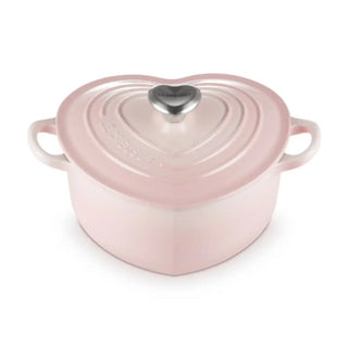 Le Creuset cast iron heart casserole with heart shaped knob diam. 20 cm. Le Creuset Shell Pink - Buy now on ShopDecor - Discover the best products by LE CREUSET design