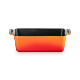 Le Creuset Tradition cast iron loaf pan 23 cm. Le Creuset Volcanic - Buy now on ShopDecor - Discover the best products by LE CREUSET design