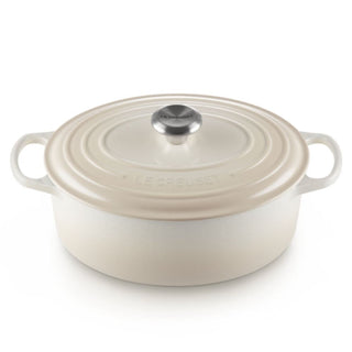 Le Creuset Signature cast iron oval casserole Le Creuset Meringue - Buy now on ShopDecor - Discover the best products by LE CREUSET design