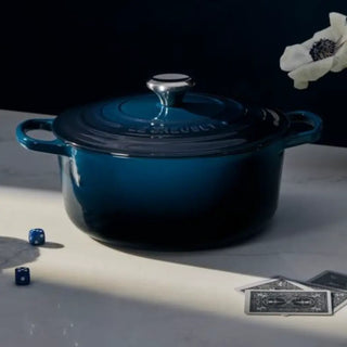 Le Creuset Signature cast iron oval casserole - Buy now on ShopDecor - Discover the best products by LE CREUSET design