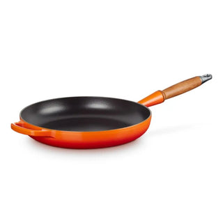 Le Creuset Signature cast iron classic frying pan with wooden handle Le Creuset Volcanic - Buy now on ShopDecor - Discover the best products by LE CREUSET design