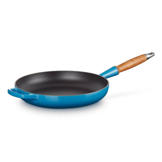 Le Creuset Signature cast iron classic frying pan with wooden handle - Buy now on ShopDecor - Discover the best products by LE CREUSET design