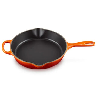Le Creuset Signature cast iron round Skillet Le Creuset Volcanic - Buy now on ShopDecor - Discover the best products by LE CREUSET design