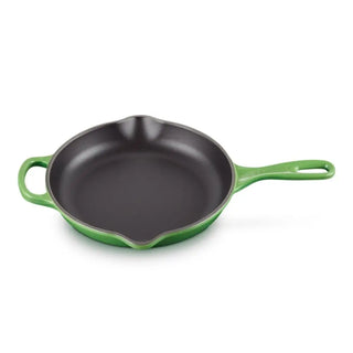 Le Creuset Signature cast iron round Skillet Le Creuset Bamboo Green 26 cm - 10 1 4 in - Buy now on ShopDecor - Discover the best products by LE CREUSET design