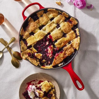 Le Creuset Signature cast iron round Skillet - Buy now on ShopDecor - Discover the best products by LE CREUSET design