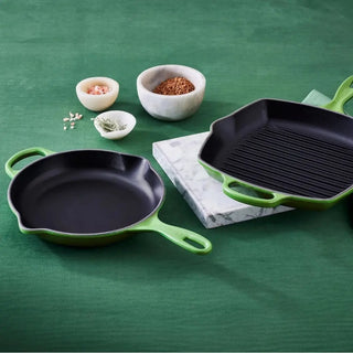 Le Creuset Signature cast iron round Skillet - Buy now on ShopDecor - Discover the best products by LE CREUSET design