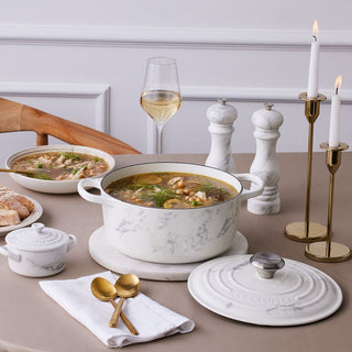 Le Creuset Marble Signature cast iron round casserole diam. 24 cm. - Buy now on ShopDecor - Discover the best products by LE CREUSET design