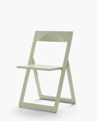 Magis Aviva folding beech chair Light green stained beech - Buy now on ShopDecor - Discover the best products by MAGIS design