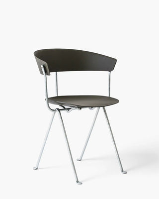 Magis Officina iron chair with polypropylene seat and backrest - Buy now on ShopDecor - Discover the best products by MAGIS design