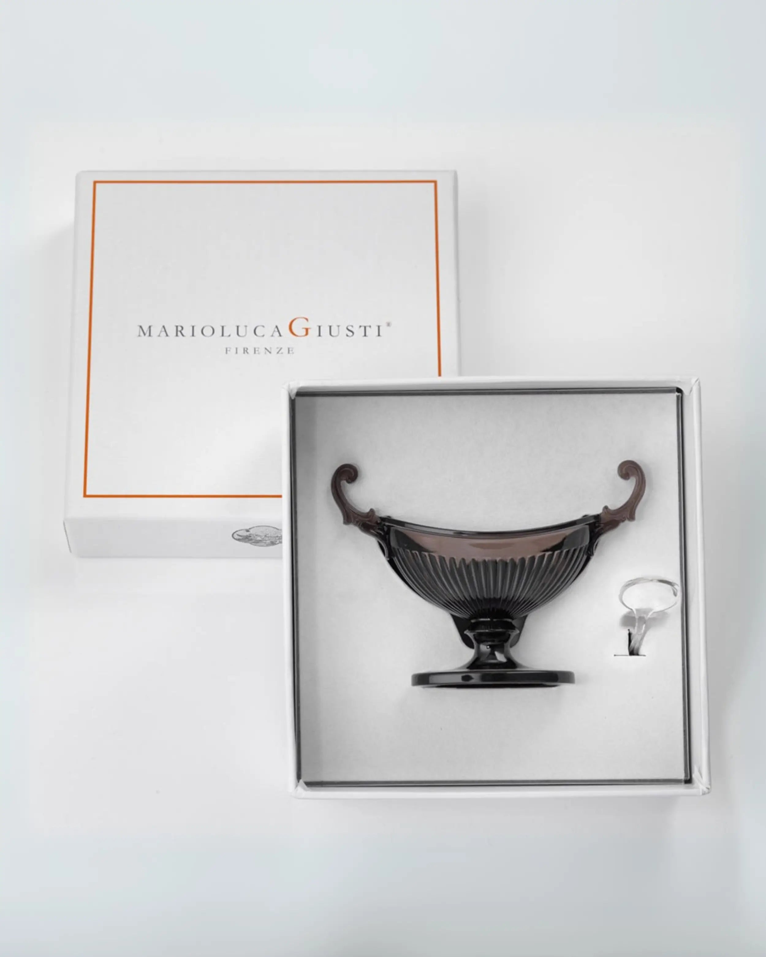 Mario Luca Giusti Casanova salt shaker - Buy now on ShopDecor - Discover the best products by MARIO LUCA GIUSTI design