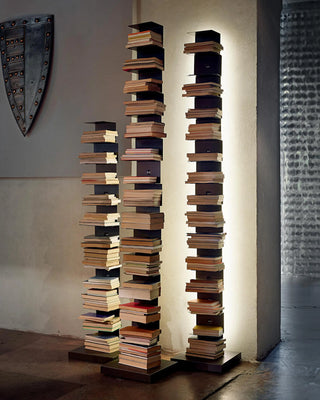 Opinion Ciatti Ptolomeo Luce vertical bookcase with LED lighting - Buy now on ShopDecor - Discover the best products by OPINION CIATTI design