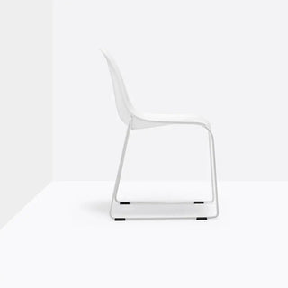 Pedrali Day Dream 401 chair with steel sled base and polycarbonate seat