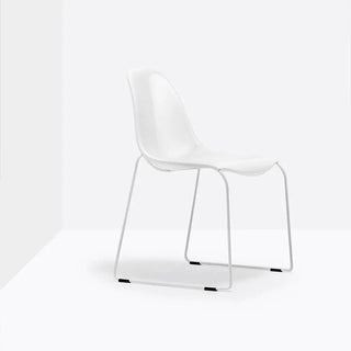 Pedrali Day Dream 401 chair with steel sled base and polycarbonate seat
