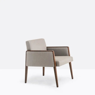 Pedrali Jil 521 upholstered lounge chair with oak wood frame