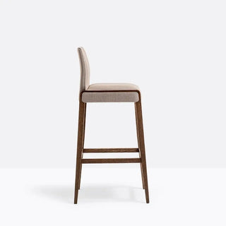 Pedrali Jil 526 upholstered stool with oak wood frame - Buy now on ShopDecor - Discover the best products by PEDRALI design