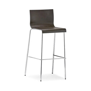 Pedrali Kuadra stool with oak shell and round steel frame