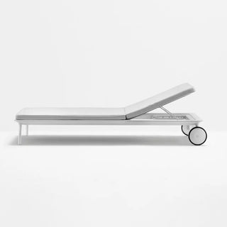 Pedrali Reva sun lounger with cushion - Buy now on ShopDecor - Discover the best products by PEDRALI design