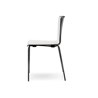 Pedrali Tweet 890 chair with polypropylene shell and steel legs