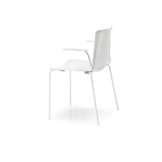 Pedrali Tweet 895 armchair with polypropylene shell and steel legs