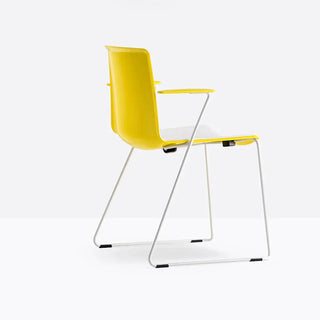 Pedrali Tweet 898 armchair with polypropylene shell and steel sled frame