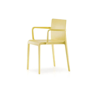 Pedrali Volt 675 polypropylene armchair