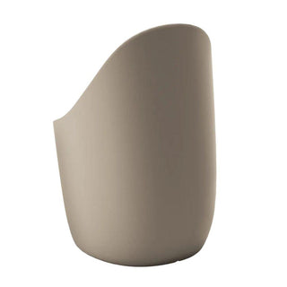 Qeeboo Cobble Chair in recyclable polyethylene - Buy now on ShopDecor - Discover the best products by QEEBOO design