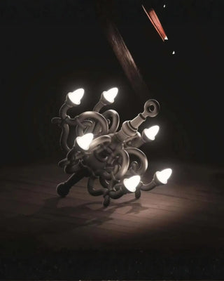 Lampadaire Qeeboo Fallen Chandelier M par Studio Job