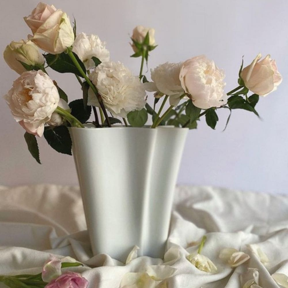 Vase 14 cm - Rosenthal Flux Grau online günstig kaufen | Porzellanbörse Vase 14 cm - Rosenthal Flux Grau online günstig kaufen | Porzellanbörse